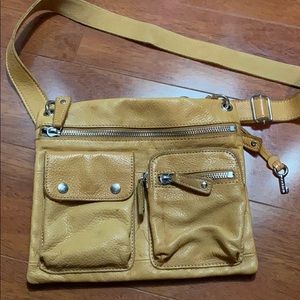 Fossil Sutter Leather Pockets Crossbody Bag - Tan
